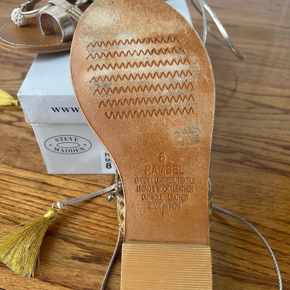 Steve Madden metallic ankle wrap sandal. - Picture 5 of 5